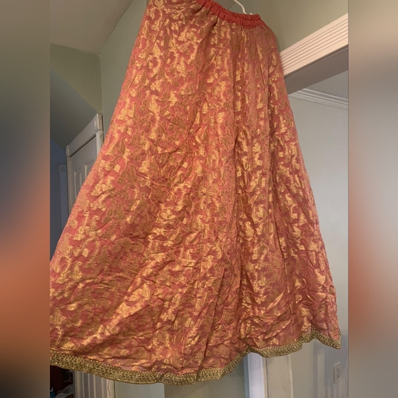 Beautiful pink and blue Pakistani shalwar kameez lehenga - Picture 2 of 4